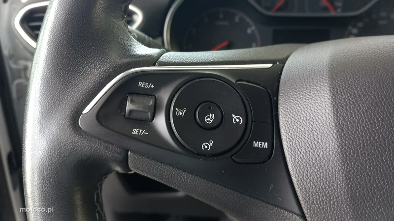 Opel Crossland X 23
