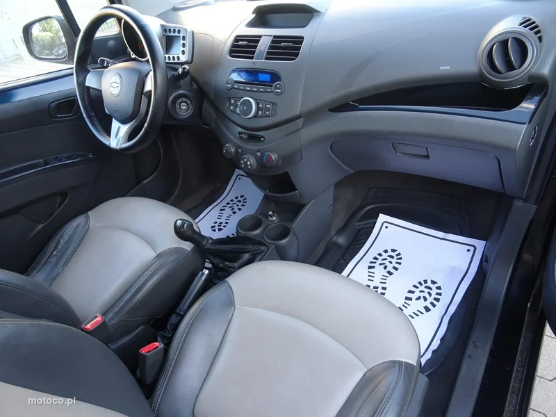 Chevrolet Spark 10