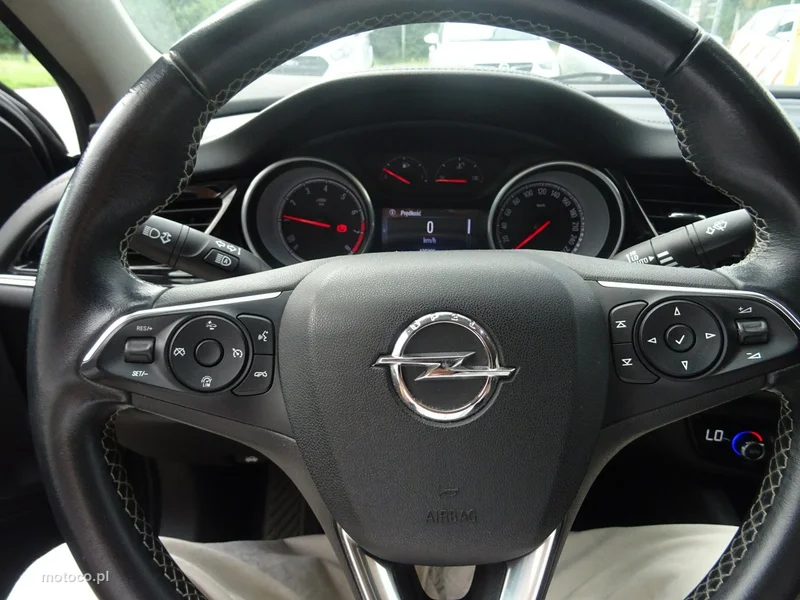 Opel Insignia Grand Sport 13