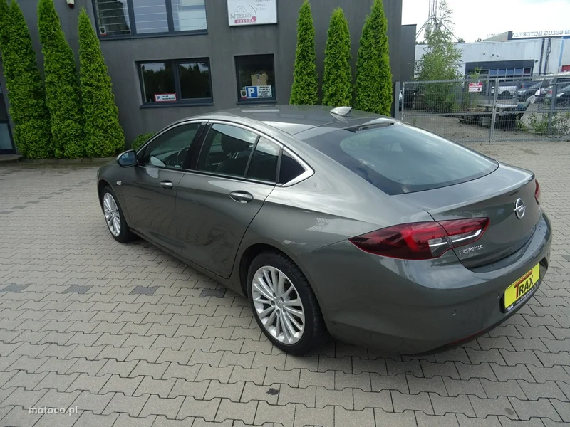 Opel Insignia Grand Sport 8
