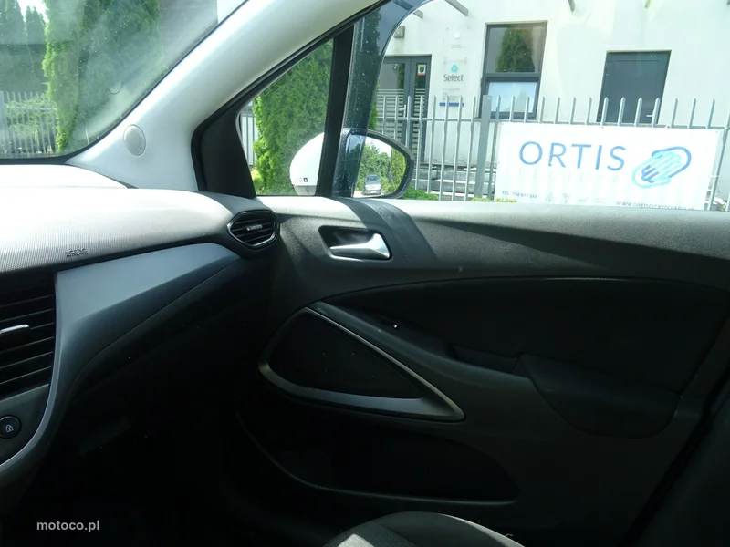 Opel Crossland X 14
