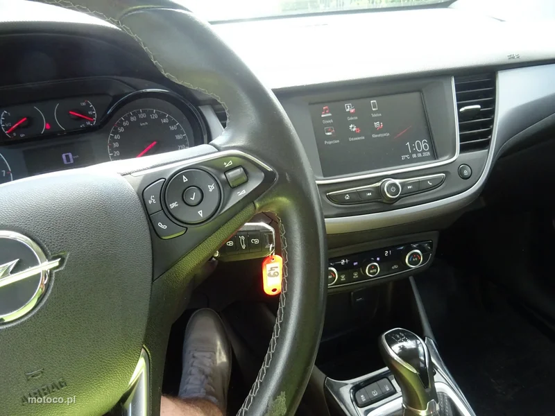 Opel Crossland X 17