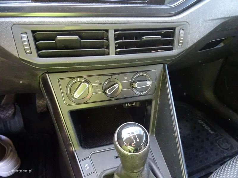Volkswagen Polo VI AW 11