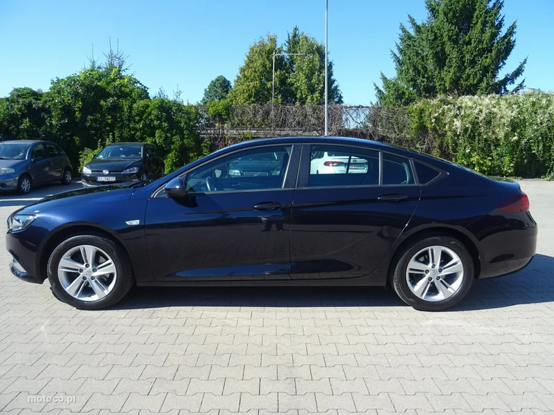 Opel Insignia Grand Sport 3