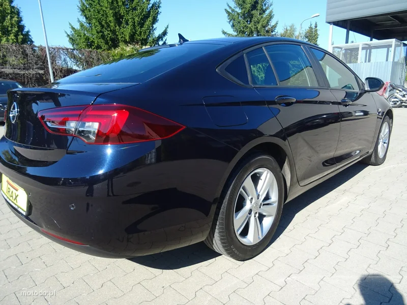 Opel Insignia Grand Sport 5