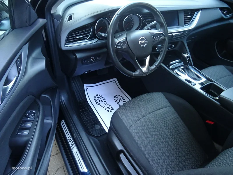 Opel Insignia Grand Sport 7