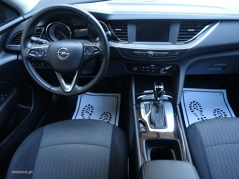 Opel Insignia Grand Sport 8