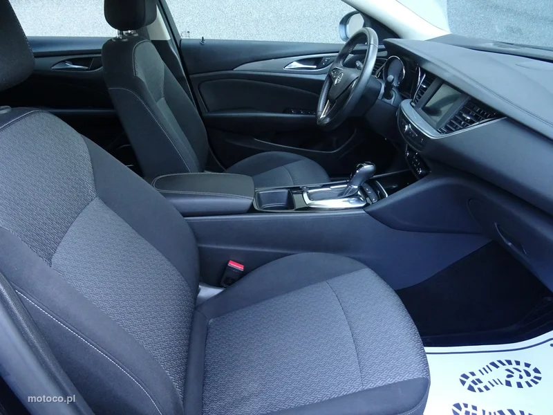 Opel Insignia Grand Sport 9