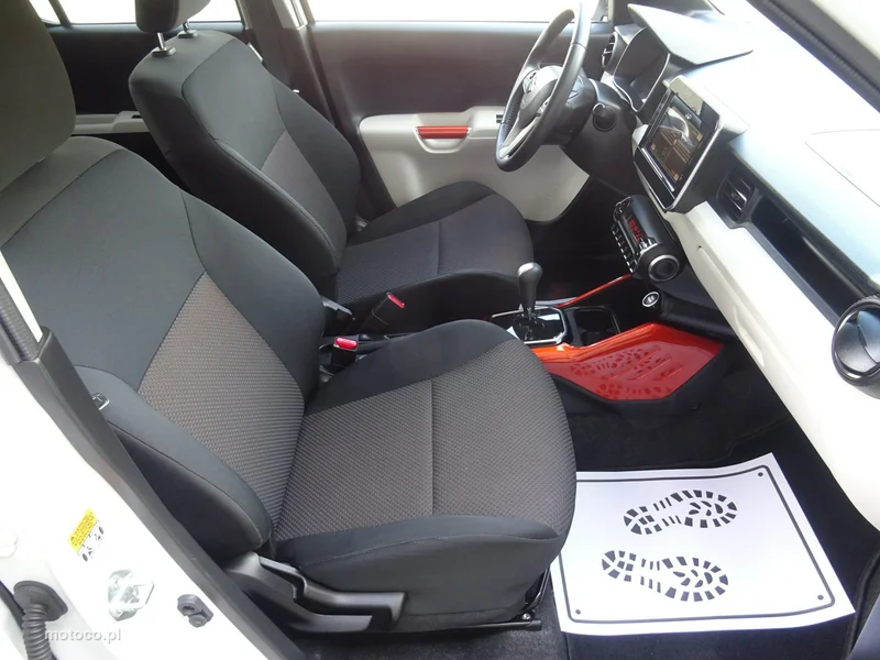 Suzuki Ignis 13