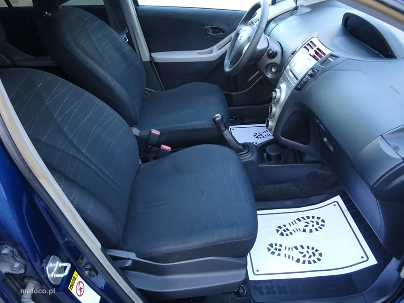 Toyota Yaris XP90 13