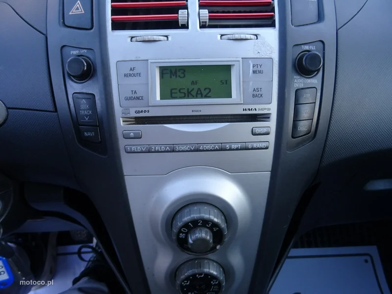 Toyota Yaris XP90 15