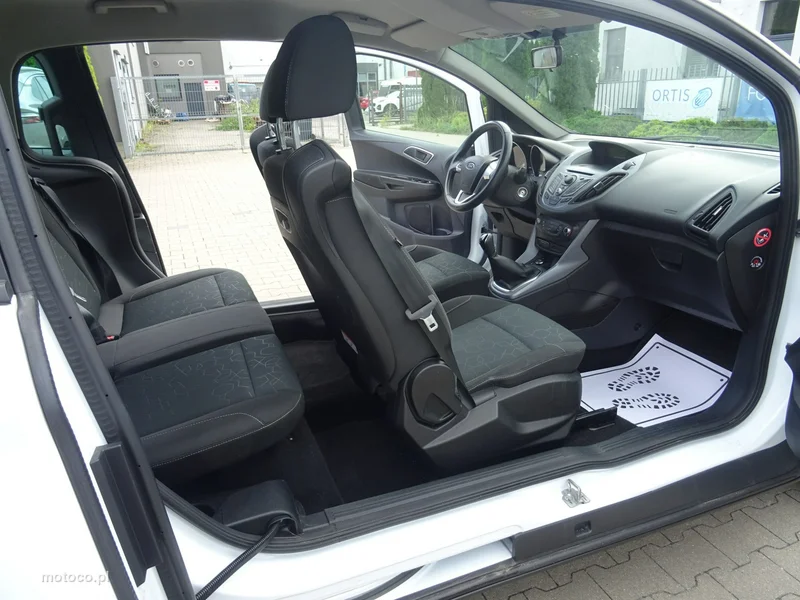Ford B-Max 19