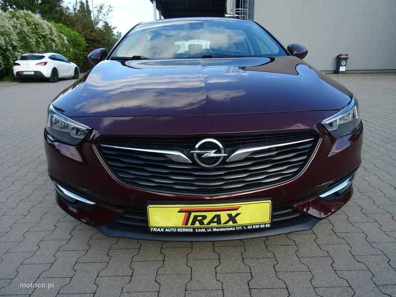 Opel Insignia Grand Sport 2