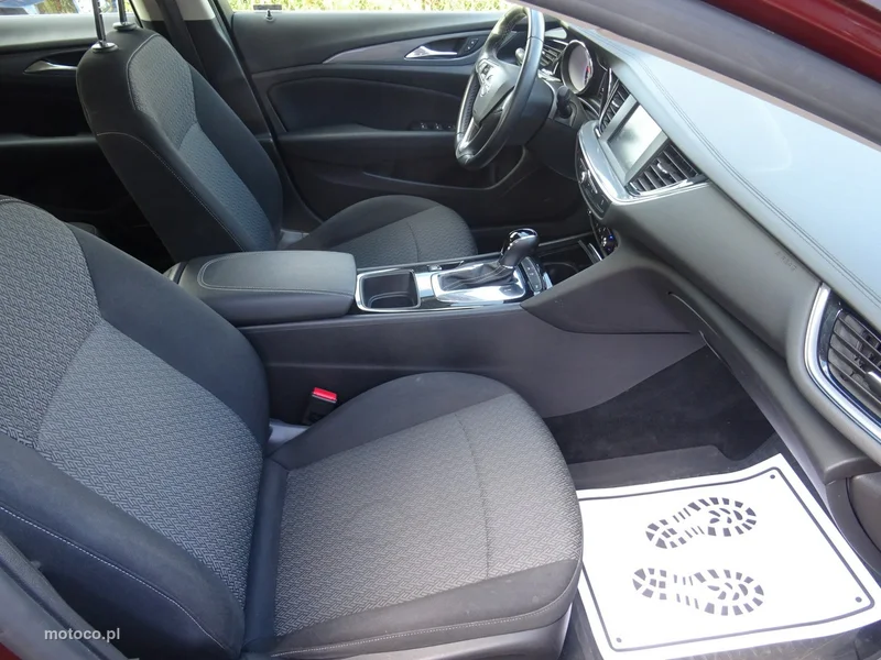 Opel Insignia Grand Sport 14