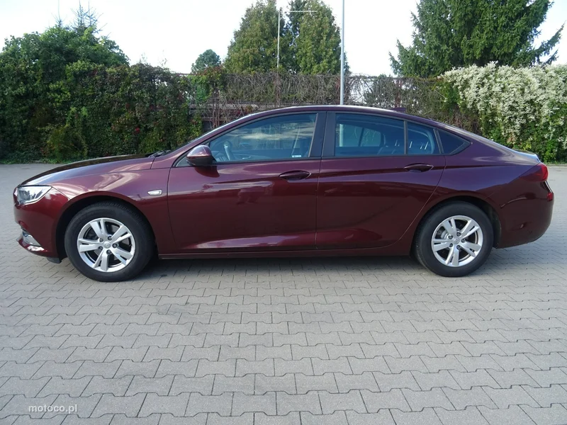 Opel Insignia Grand Sport 4
