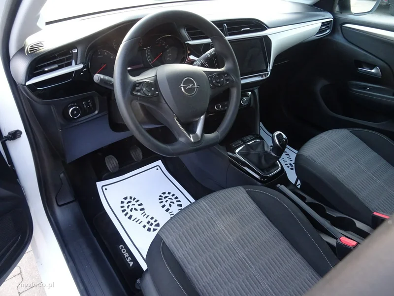 Opel Corsa F 9
