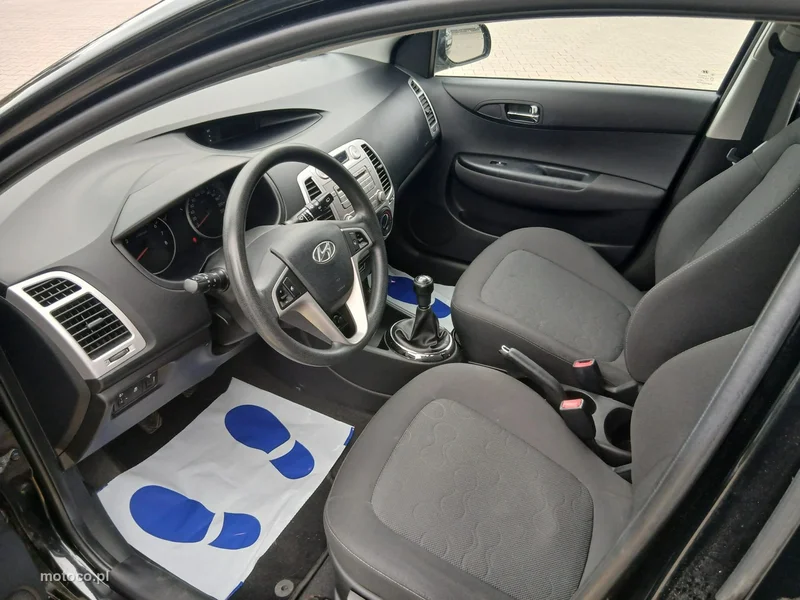 Hyundai i20 6