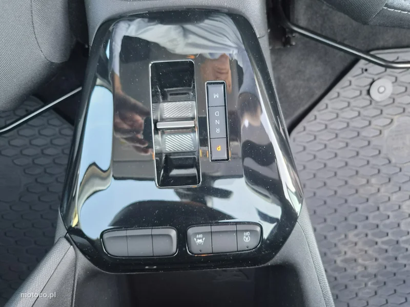 Opel Corsa F 12