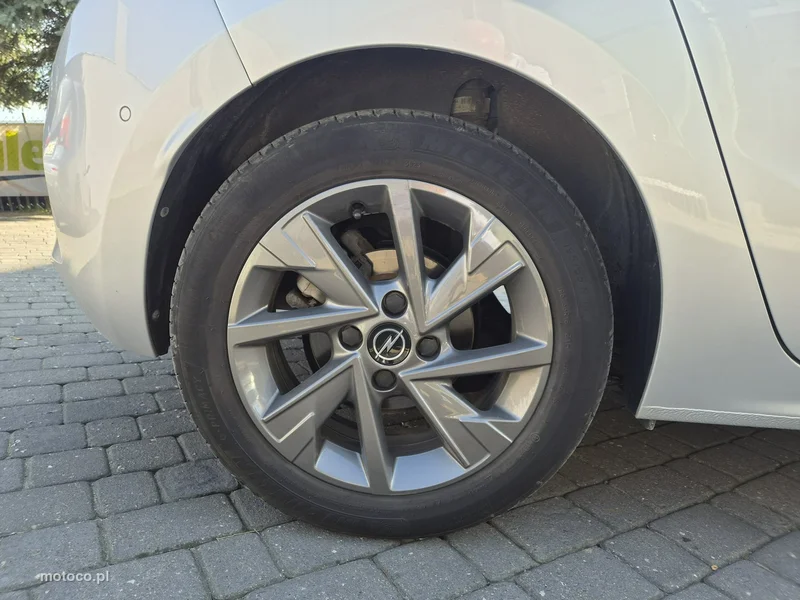 Opel Corsa F 3