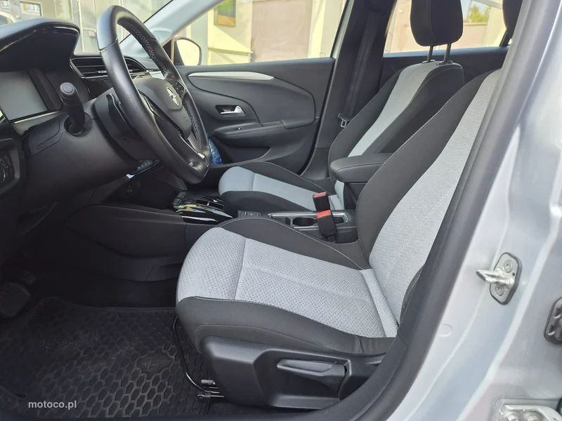 Opel Corsa F 27