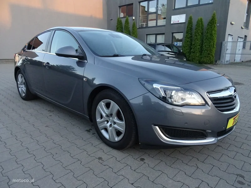 Opel Insignia A 4