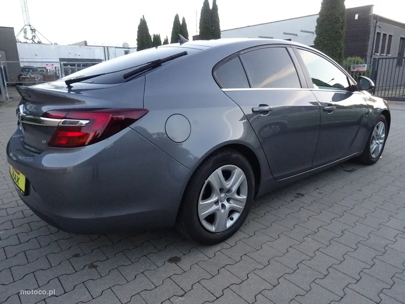 Opel Insignia A 9