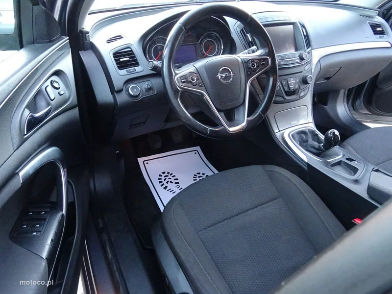 Opel Insignia A 10
