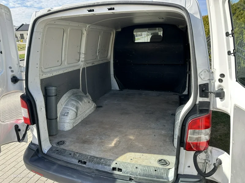 Volkswagen Transporter 13