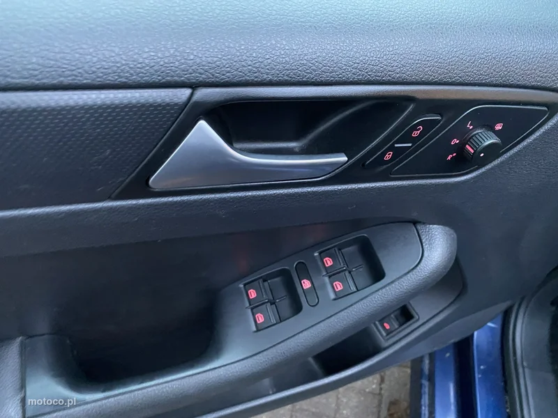 Volkswagen Jetta VI 14
