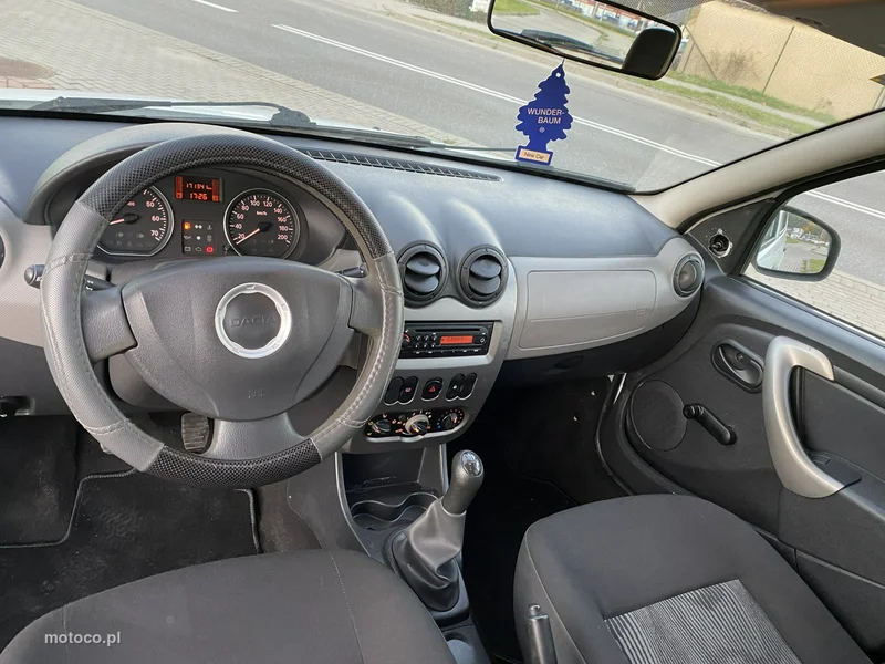 Dacia Sandero 12
