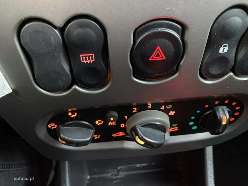 Dacia Sandero 18