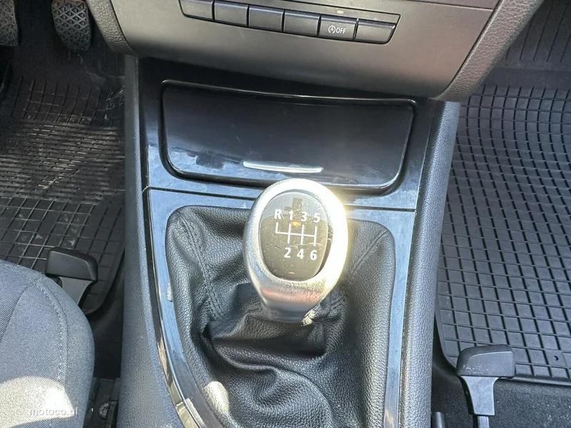 BMW Seria 1 E87 116 16