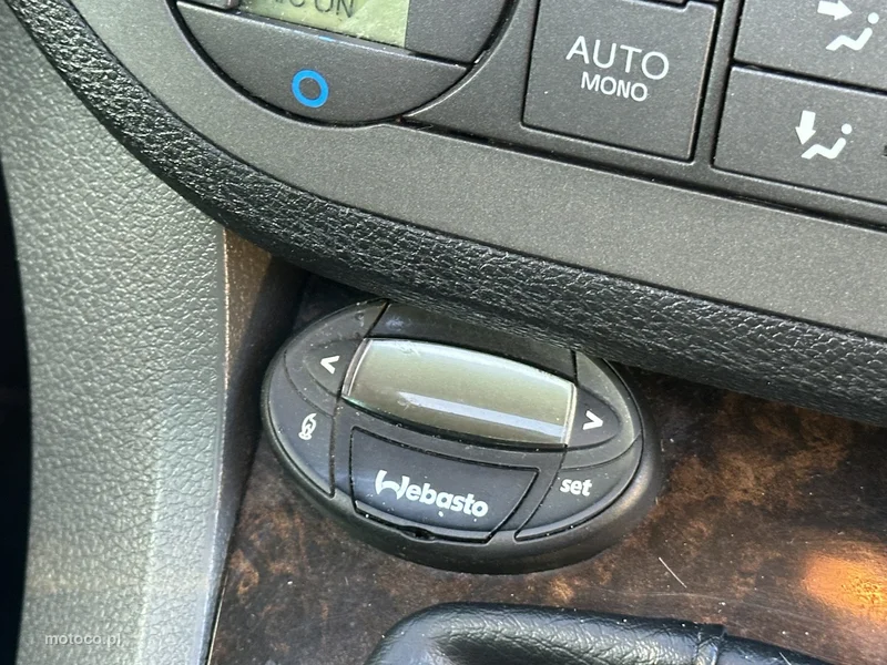 Ford C-Max I 23