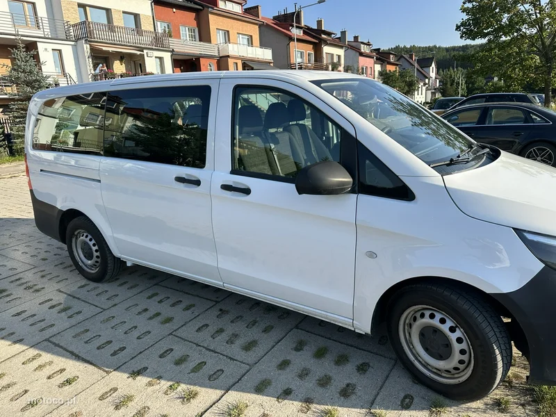 Mercedes-Benz Vito 2