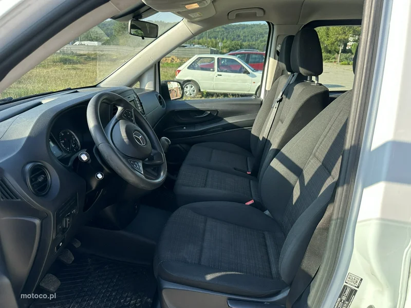 Mercedes-Benz Vito 7