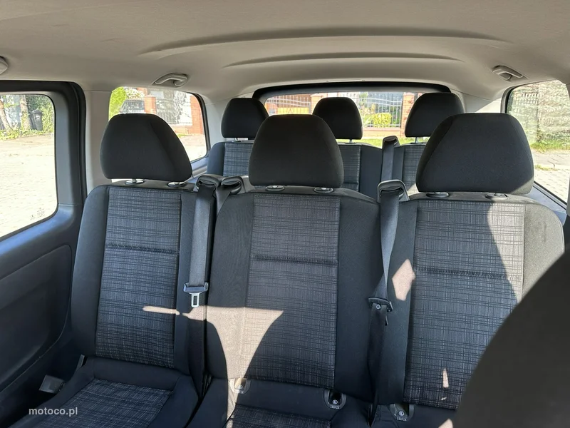 Mercedes-Benz Vito 8