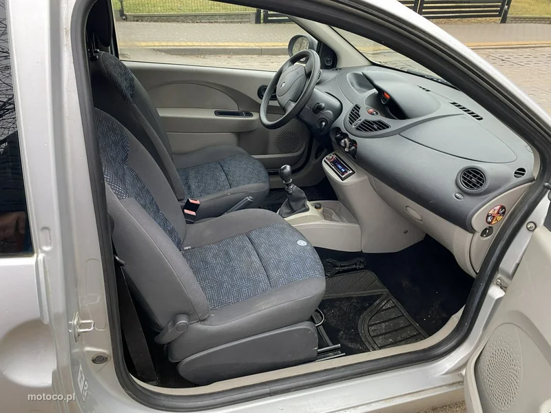 Renault Twingo II 12
