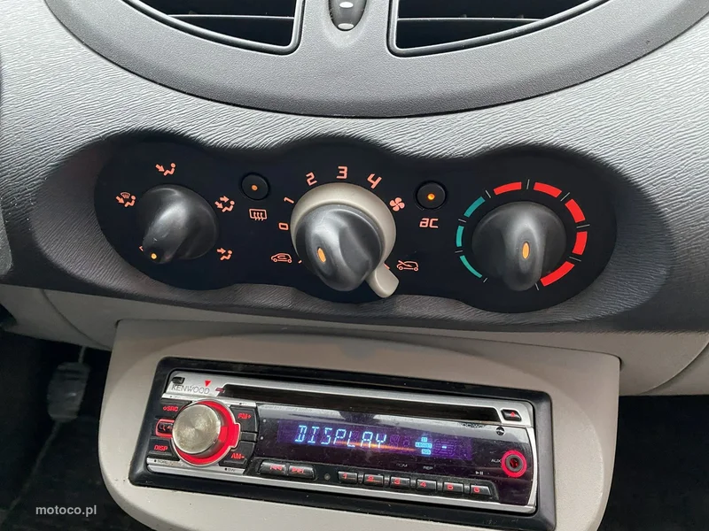 Renault Twingo II 15