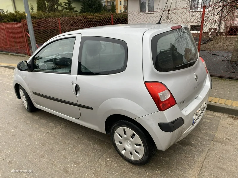 Renault Twingo II 4