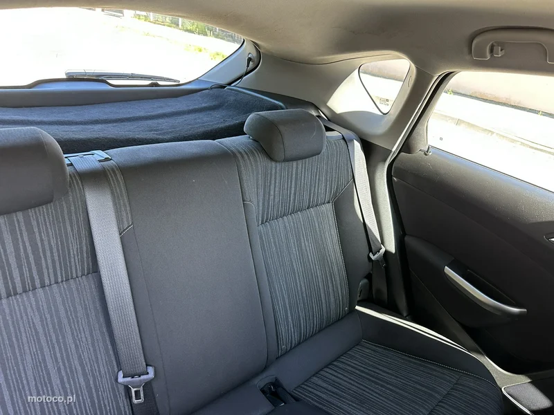Opel Astra J 13
