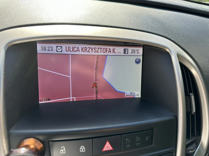 Opel Astra J 21