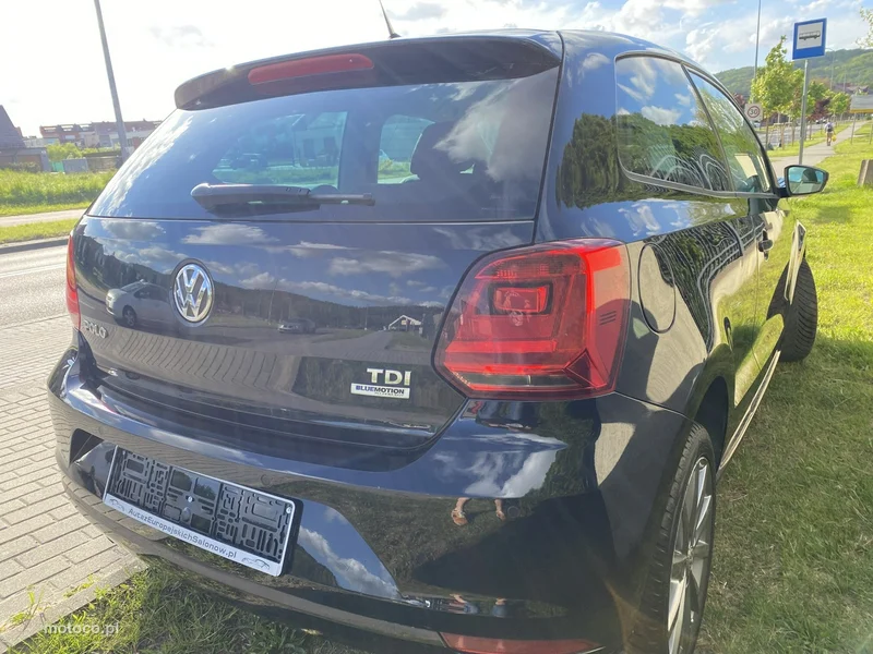 Volkswagen Polo V 6R 8