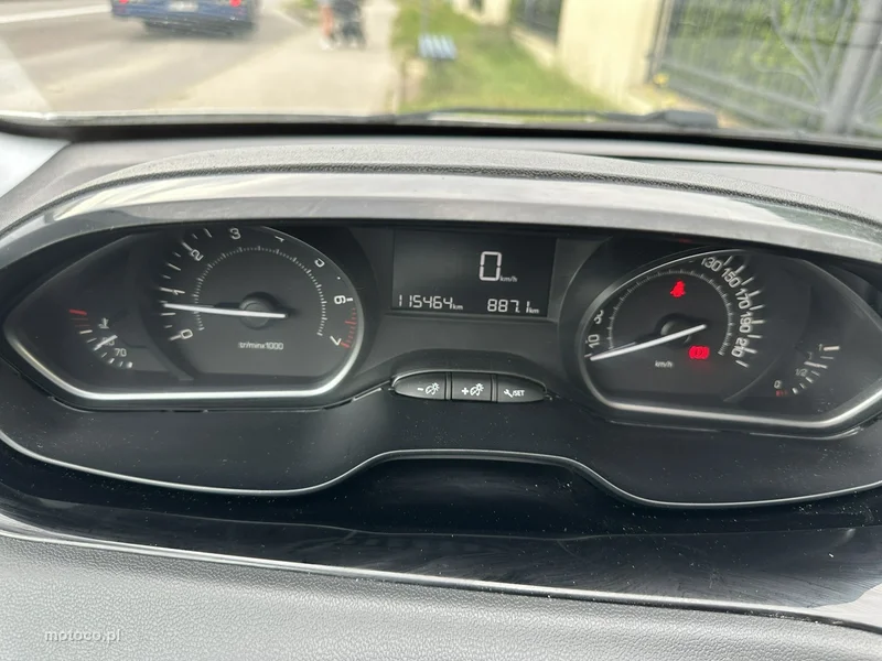 Peugeot 208 17