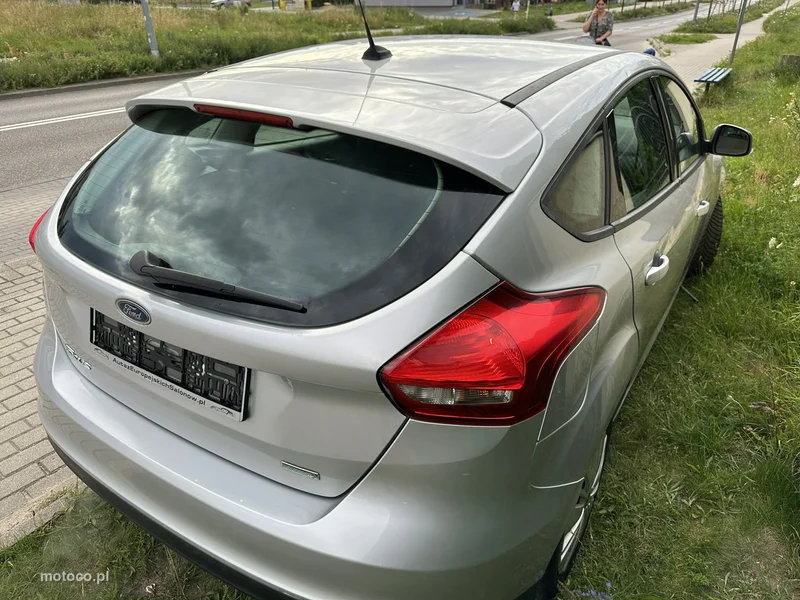 Ford Focus III 4
