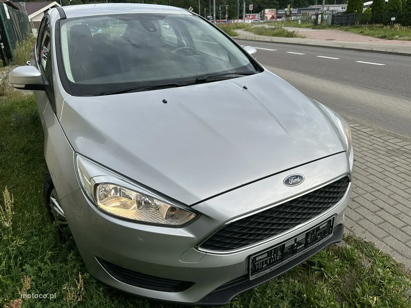 Ford Focus III 5