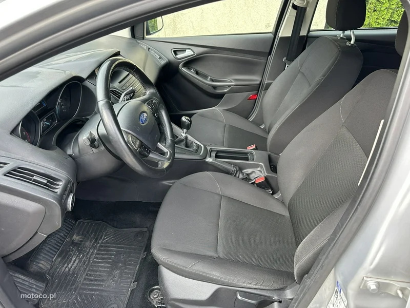 Ford Focus III 6