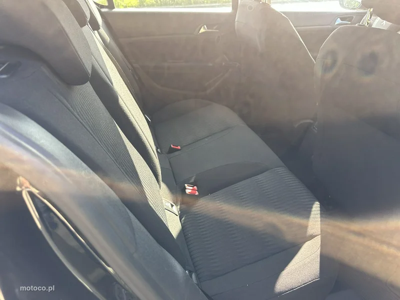 Peugeot 308 13