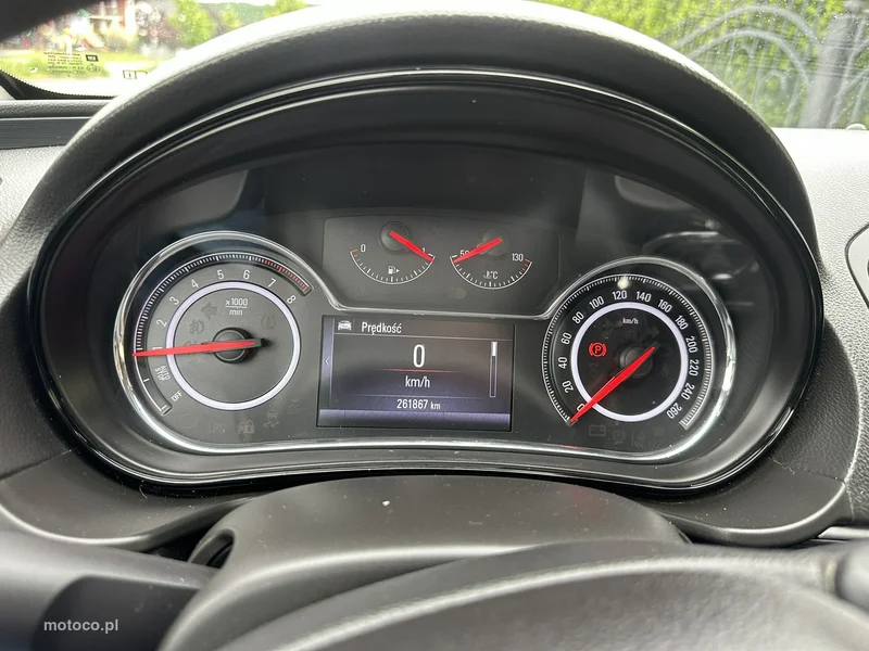 Opel Insignia A 19