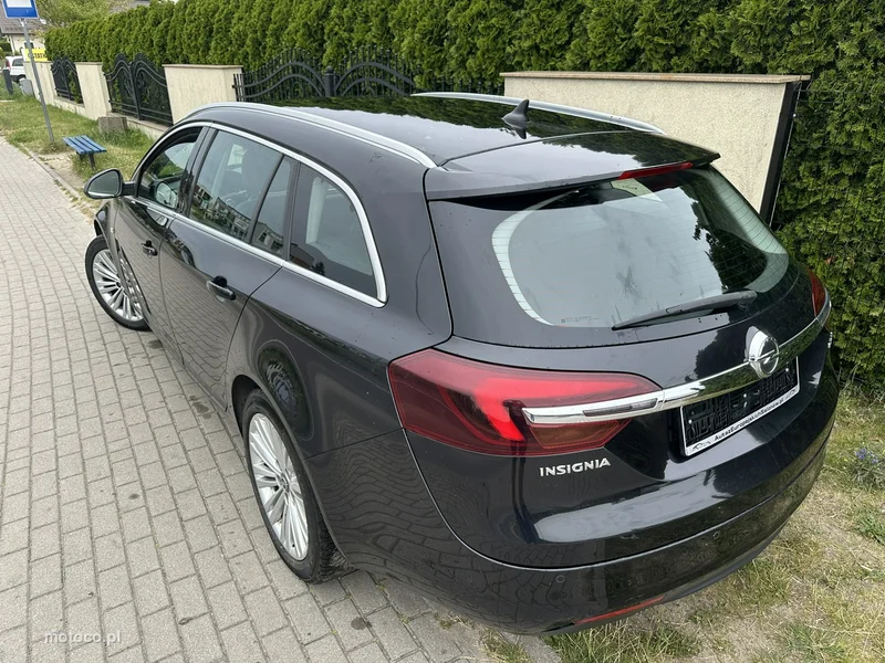 Opel Insignia A 5