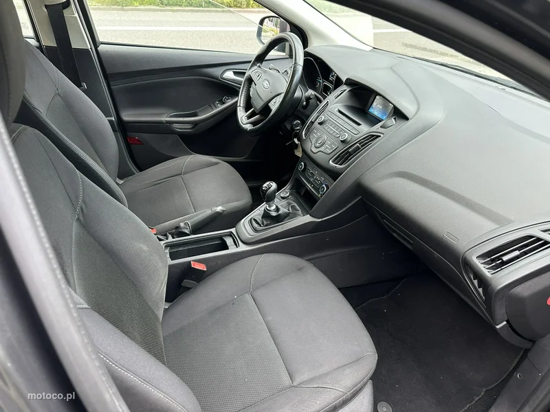 Ford Focus III 15